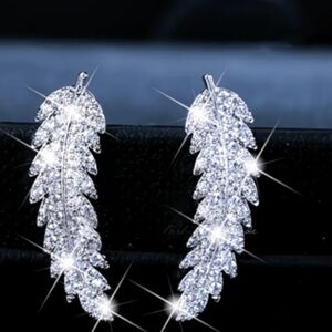 ♥️H 5/$20 Elegant Silver Leaf Earrings